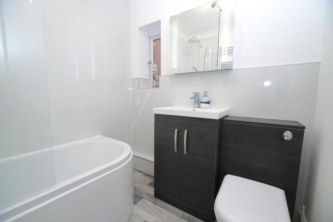 Апартаменти Exmouth - Newly Available, Near The Beach Екстер'єр фото